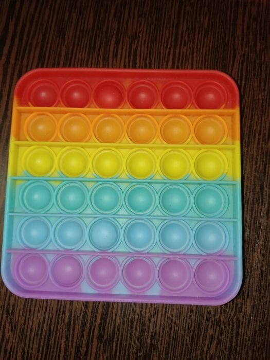 Игрушки за все 2000 тг