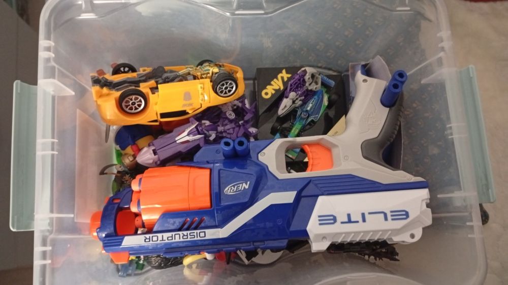 Jucării aleatorii [DONEZ]