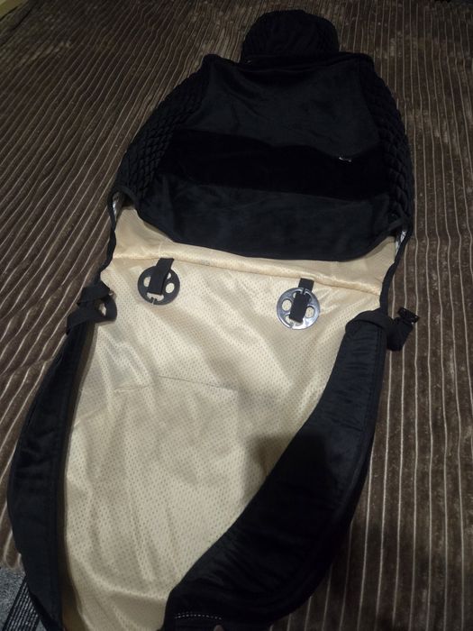 Чехол для автомобилей