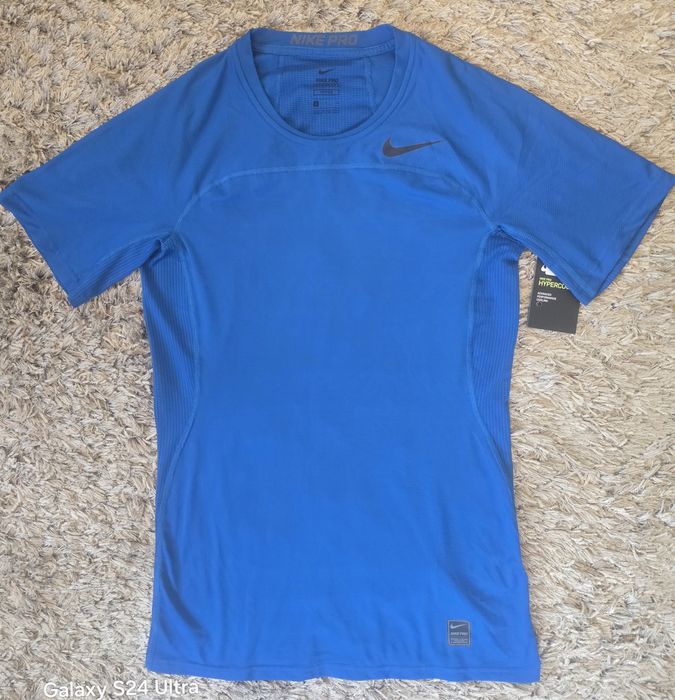 Tricou sport Nike Pro, nou, cu eticheta