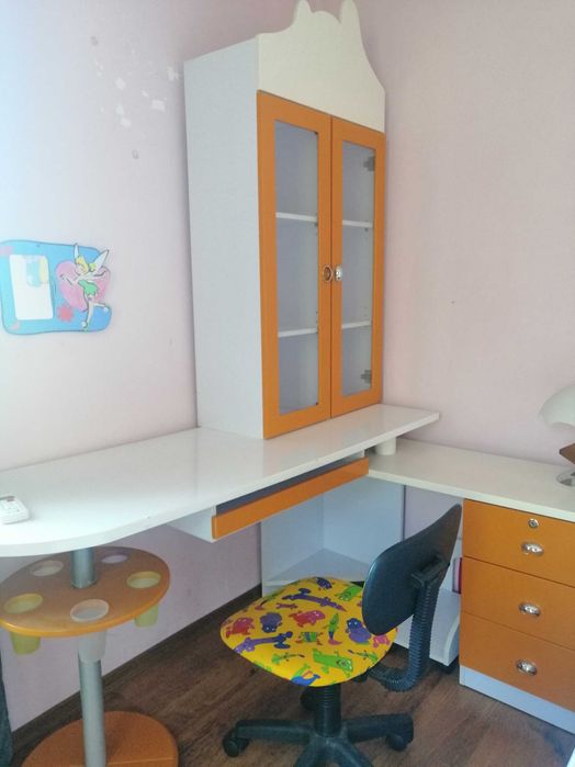 Цялостно мебелно обзавеждане за детска стая - момиче