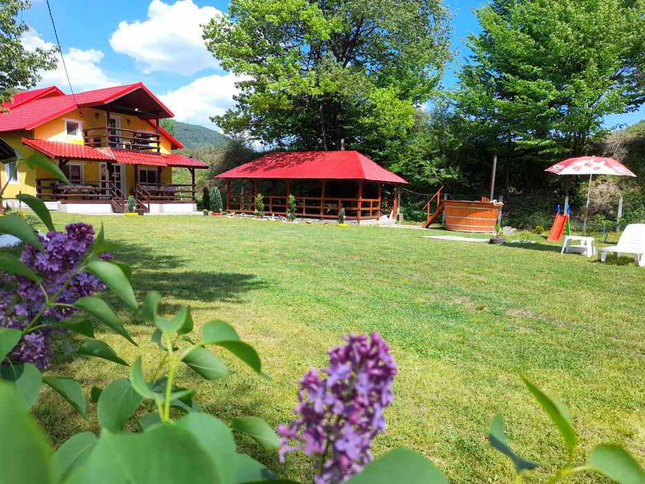 Cabana la munte de inchiriat