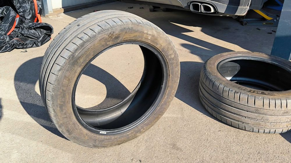 Летни гуми Michelin Pilot Sport 4 295/40/19 и 265/45/19