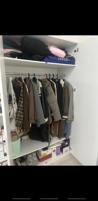 Продам спальный гарнитур в хорошем состояние.