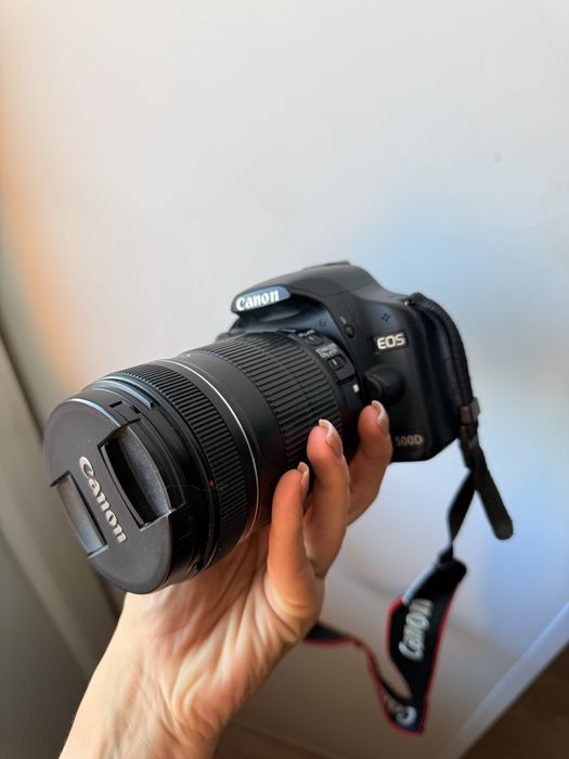 Продам Canon EOS 500D + объектив Canon 18-135