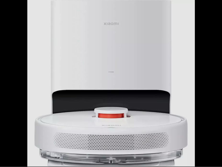 Робот пылесос со станцией