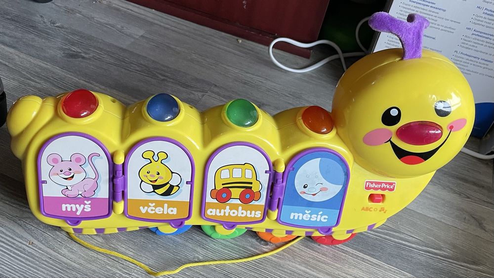 Интерактивна играчка за дърпане на fisher price