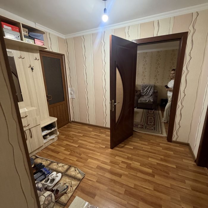 Продаю 3/3/5 Кирпич Дубовая Яшнобод 69500&