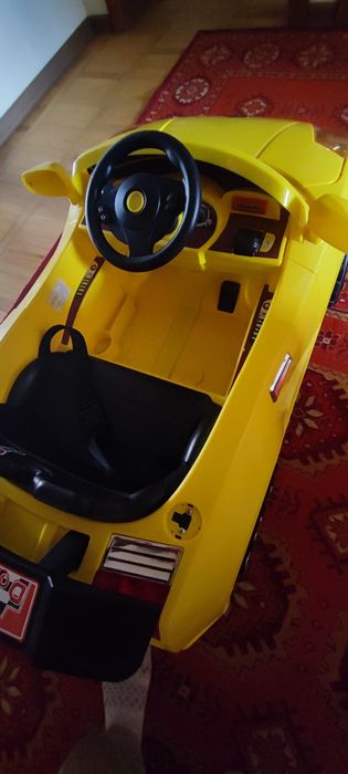 Машинка  с пультом управления