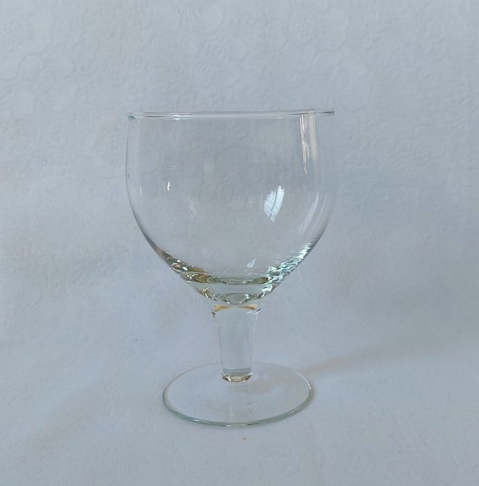 Стаканы и фужеры разные