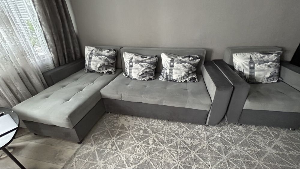 Продам срочно угловой диван трансформер