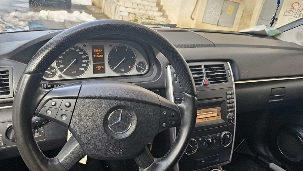 Vand Mercedes Benz  B180
