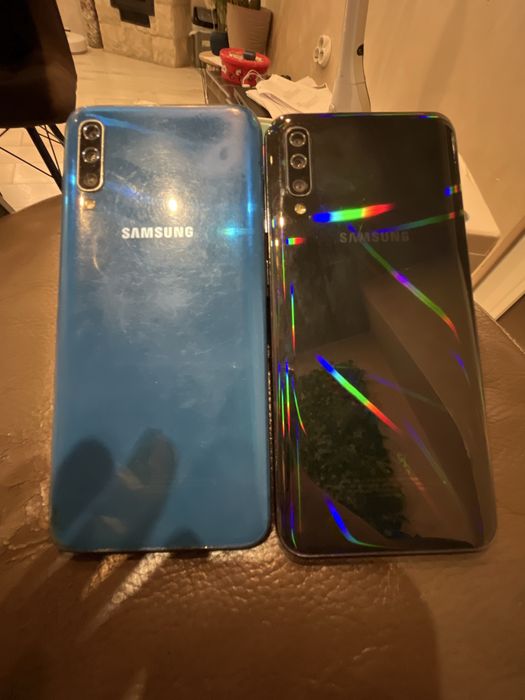 Продавам Samsung