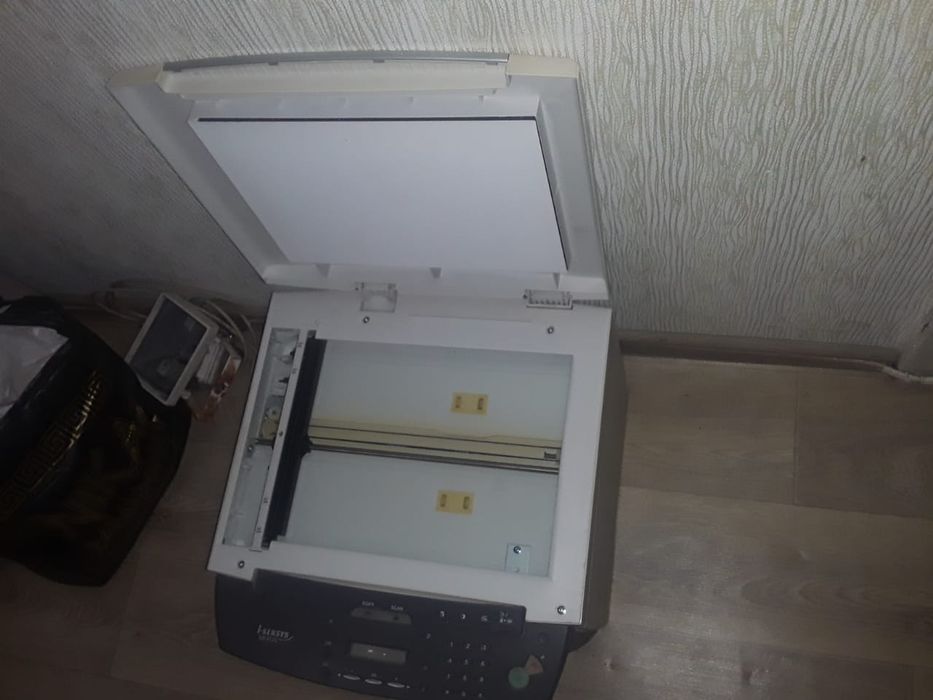 Продам МФУ " Canon" I- Senses MF 4120