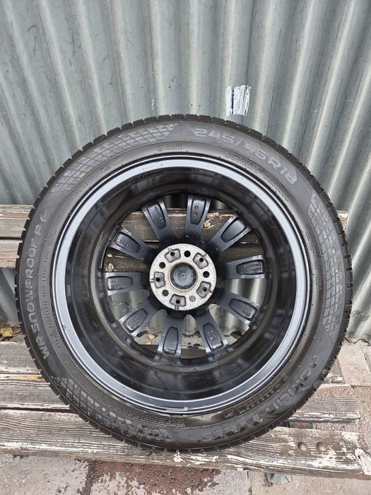 Оригинални джанти за BMW със гуми nokian