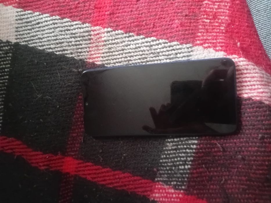 Продам телефон redmi note7