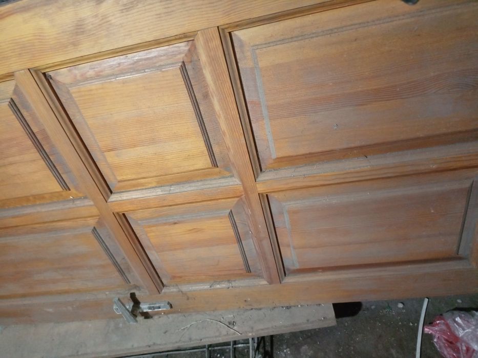 Дверь входная, без коробки.