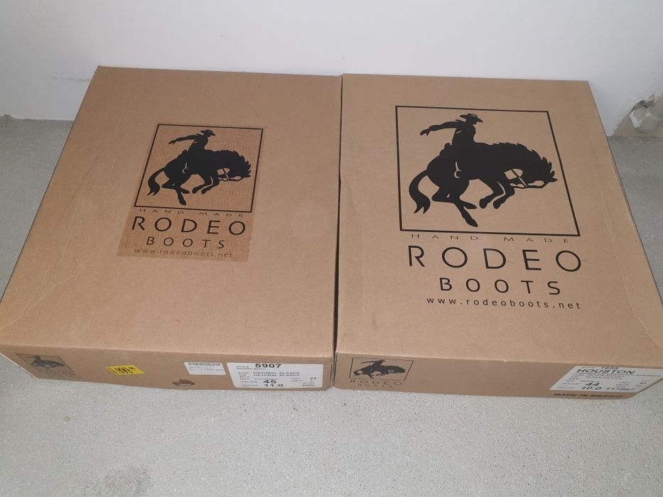 Vand cizme cowboy din piele de crocodil