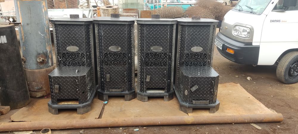 Ekanoʻm pechka. Ikki tamonli.