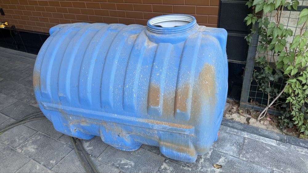 Бочка для воды 1000л