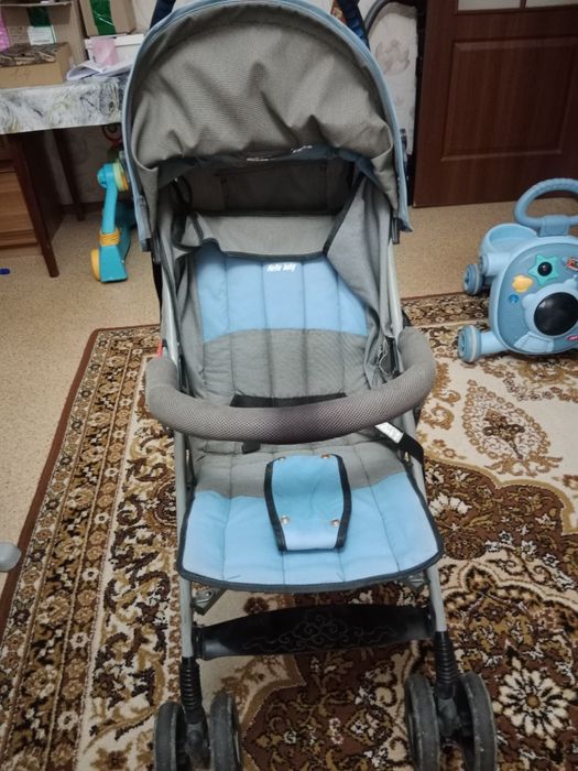 Продам ходунки,коляску,толокар , велосипед