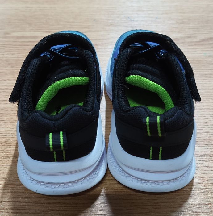 Pantofi sport pentru copii cu luminite Skechers-LIGHT UP METEOR LIGHTS - Sneakers low - black/blue/lime nr. 23