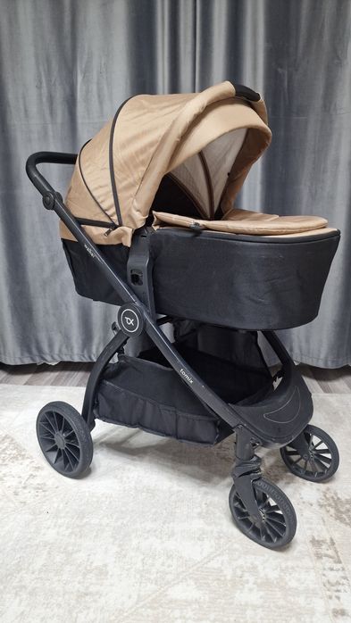 Продам коляску в отличном состоянии