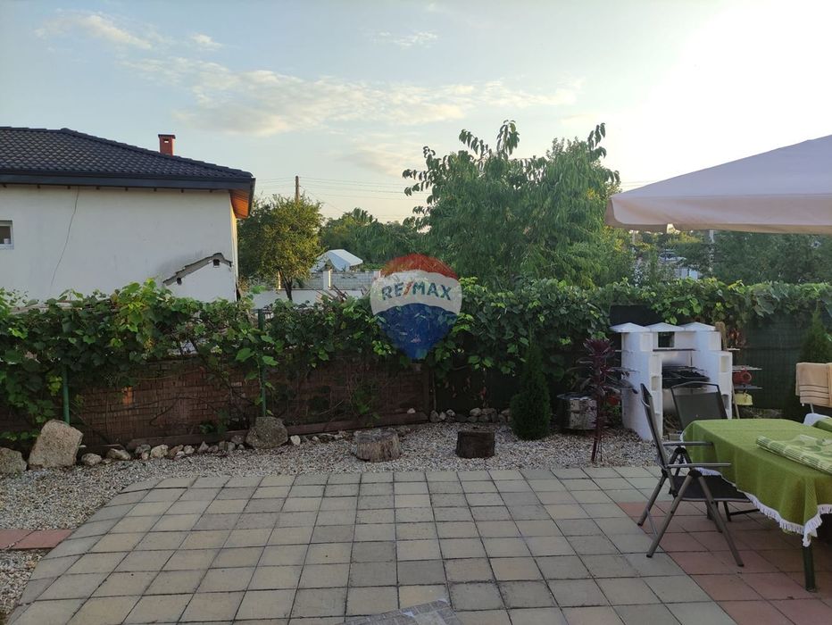 Продава се Къща в с. Гурково, Област Добрич - 150 кв.м за 1167 €/кв.м - Снимка #10