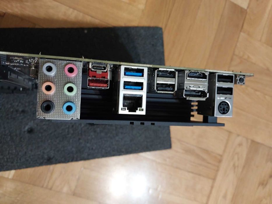 AMD Ryzen 5 5600X + MSI B550-A Pro