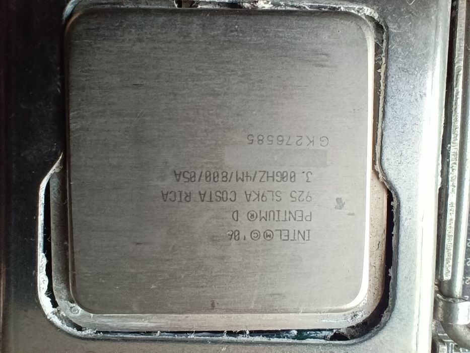 Продам материнскую плату