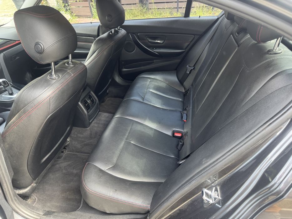 BMW Seria 3 F30 320d Sport – 2012 | ZF 8 trepte | Navi Mare | Piele Sport | LED