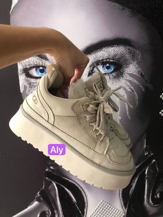 Ugg-uri diferite modele
