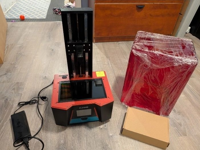 3D-принтер Elegoo Saturn 2 Mono 8K, почти новый