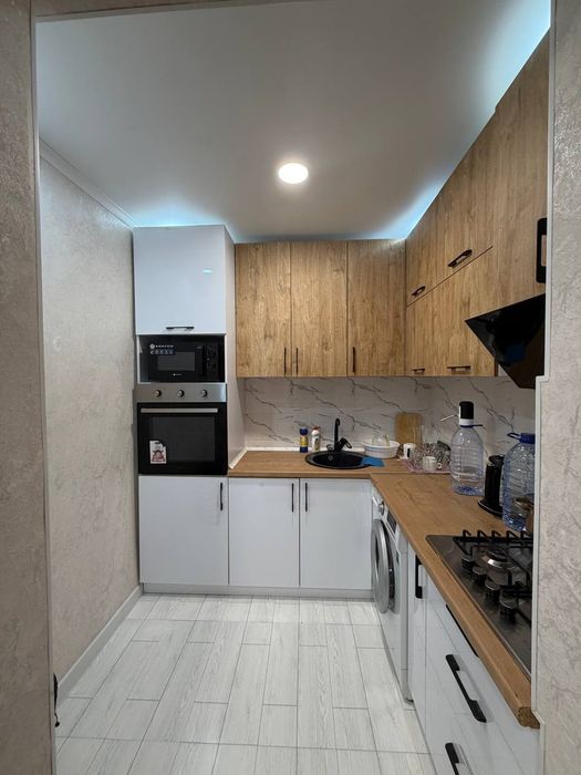 Аренда чиланзар 1.  Двух комнатная.  Балкон 2*6