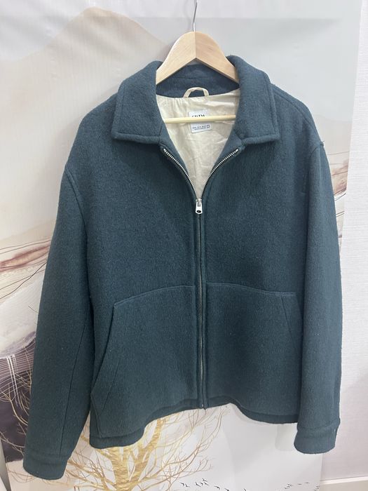Бомбер zara на осень