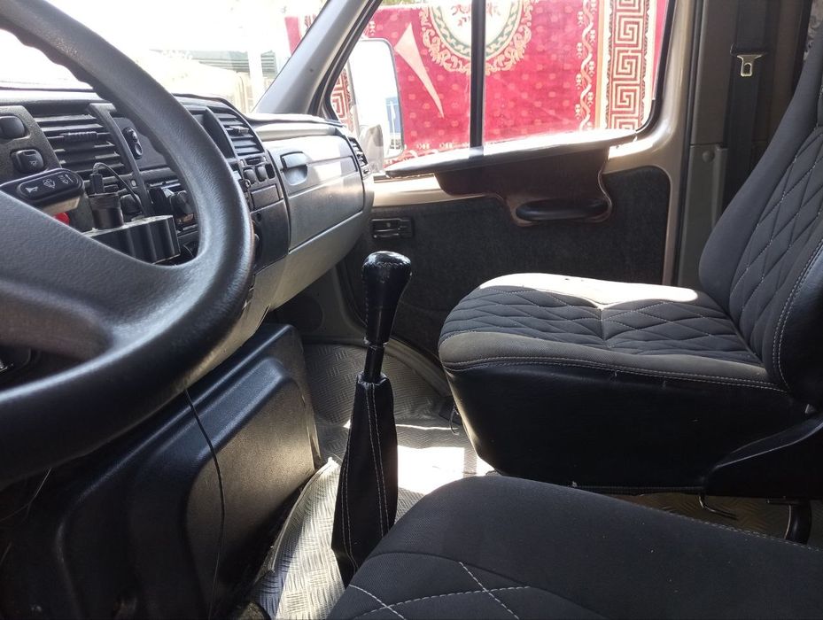 Yalday gruzovoy moshina sotiladi