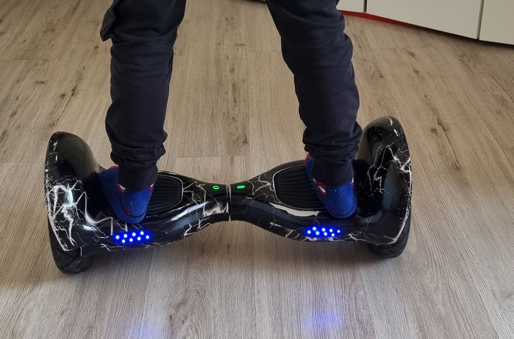 Г е р о с к у т е р