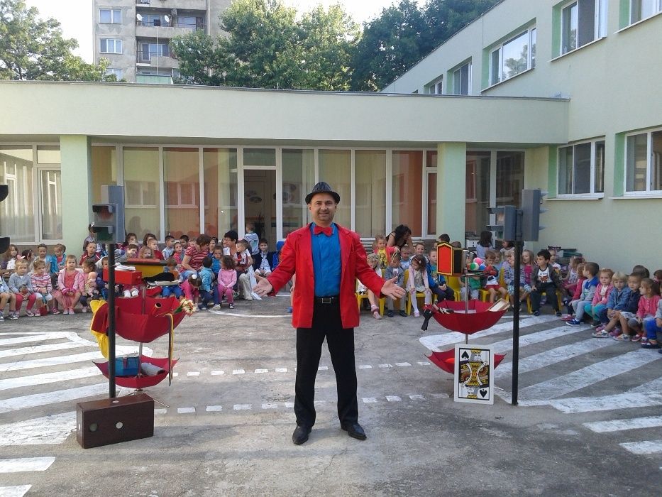 фокусник за рожденни дни на деца за вашето парти