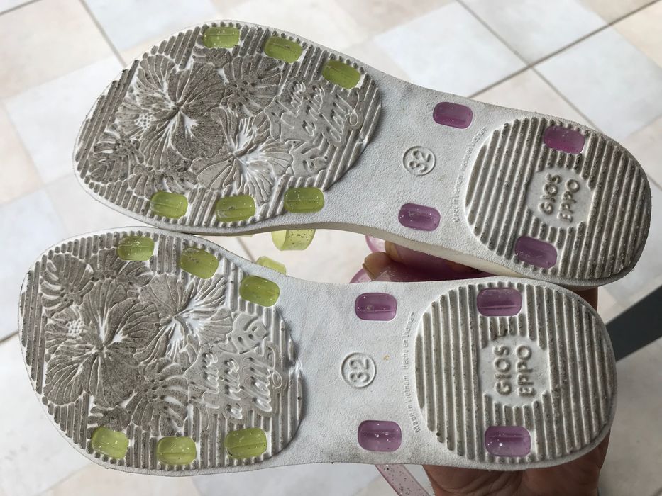 Nike сандали за момиче 32