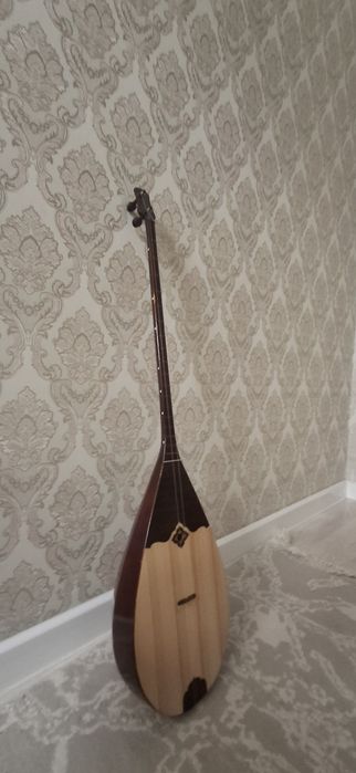 Народный инструмент-Домбыра