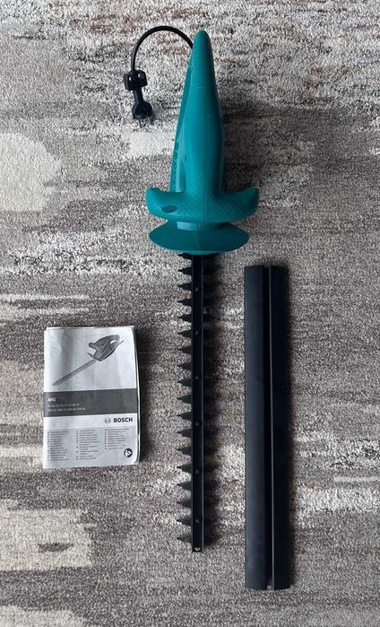 Vand trimmer electric Bosch