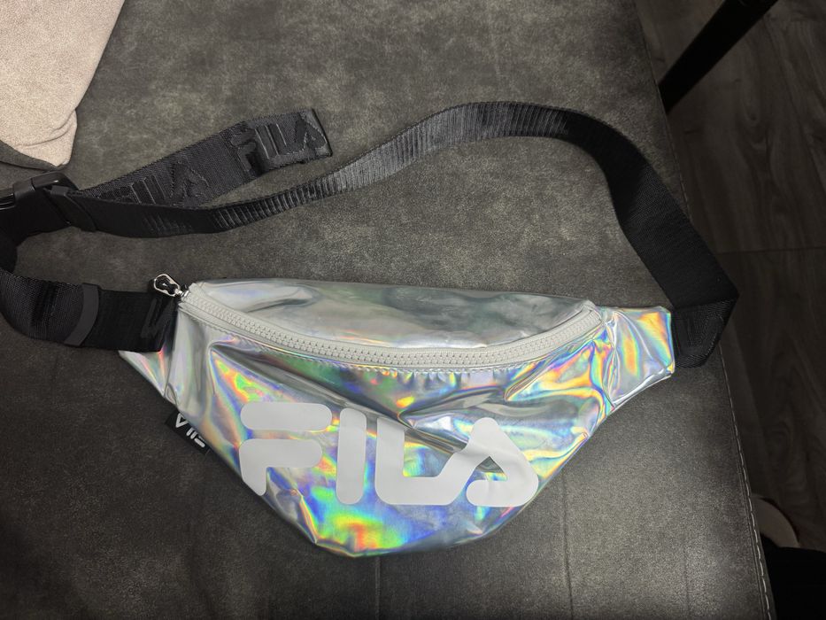 FILA чанта Fila Slim Holo