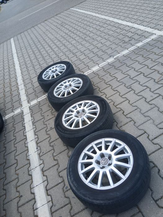Vând jante r15 golf 4, bora ETC.