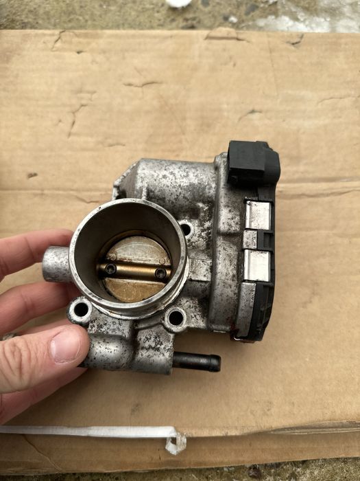 Clapeta acceleratie opel corsa D 1.2 benzina