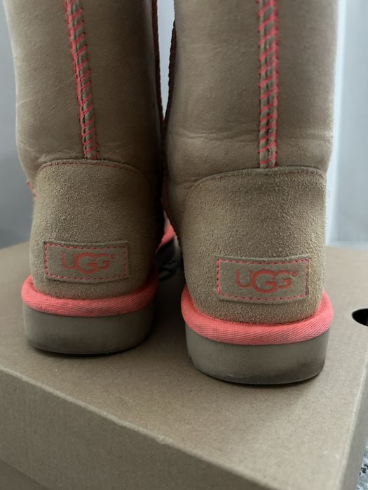UGG ботуши средни