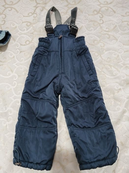 Продам детскую куртку и комбез