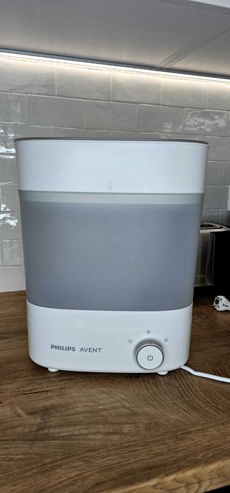 Philips Avent електрически парен стерилизатор – напълно функционален