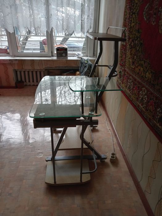 Компьютерный столик