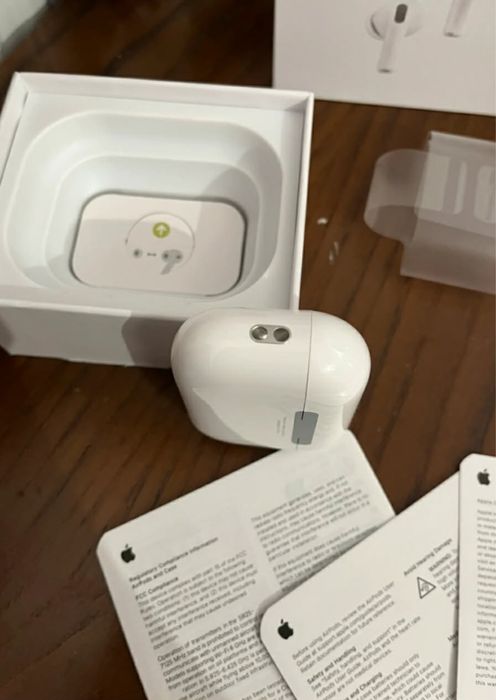 Vand casti airpods 3