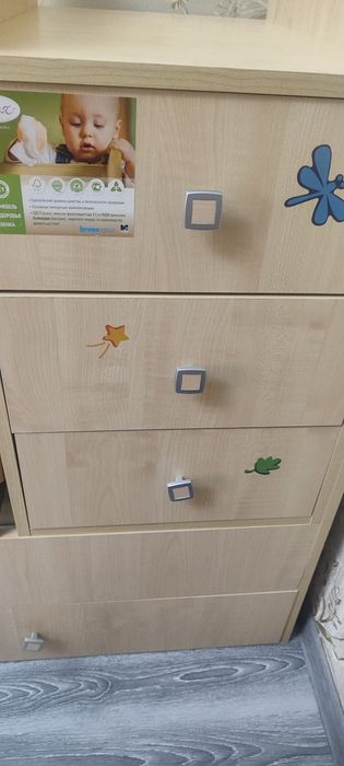 Продам детскую кроватку
